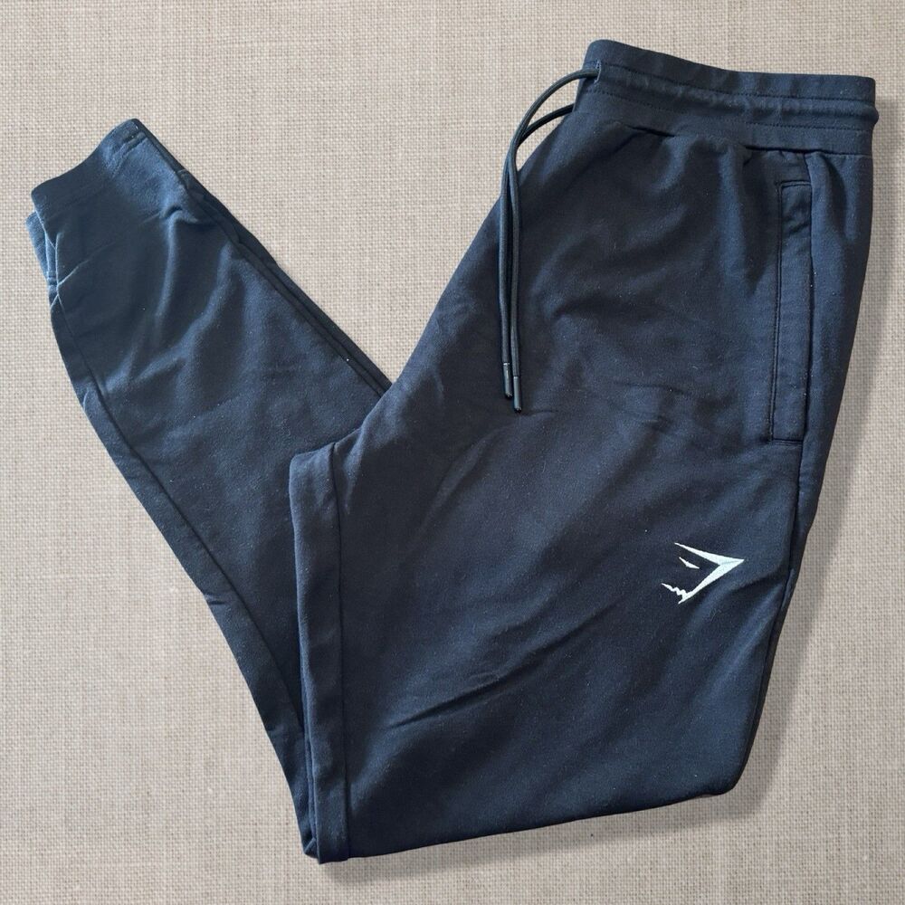 Gymshark Men’s Black Tapered Jogger Sweatpants Logo Athletic Size S